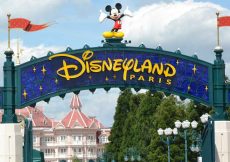 De aantrekkingskracht van Disneyland Parijs