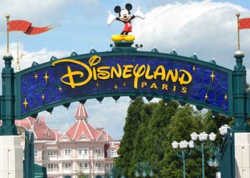 De aantrekkingskracht van Disneyland Parijs