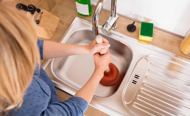 Verstopte gootsteen? Tips om het te verhelpen en voorkomen!