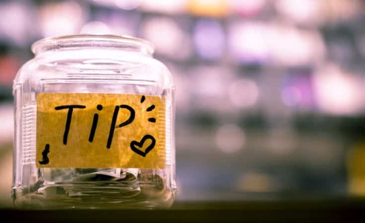 Vier tips om geld te besparen zonder moeite! Vier tips om geld te besparen zonder moeite!