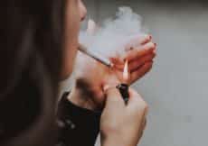 Waarom kunnen sommige mensen hun hele leven roken en toch 70+ jaar oud worden?