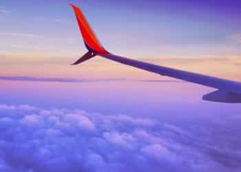 Is vroegboekkorting of een lastminute vakantie voordeliger?