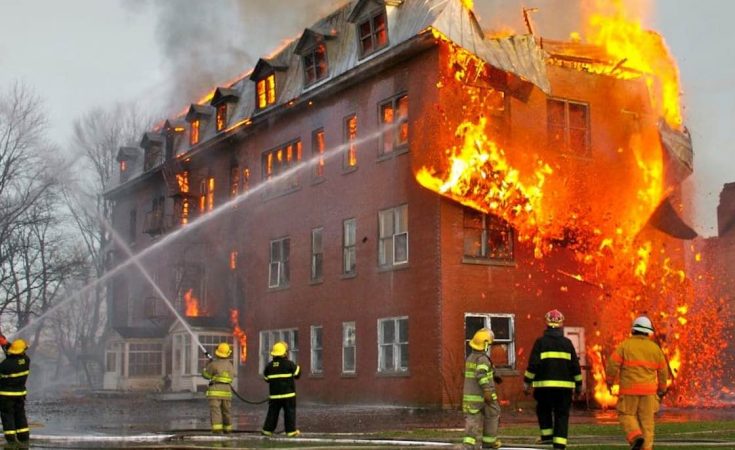 Hoe overleef je een hotelbrand? Wat moet je doen?