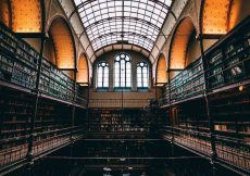 Wat houdt dissertatie in? Wat houdt dissertatie in?