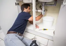 Waarom je geregeld onderhoud van een loodgieter moet inplannen Waarom je geregeld onderhoud van een loodgieter moet inplannen