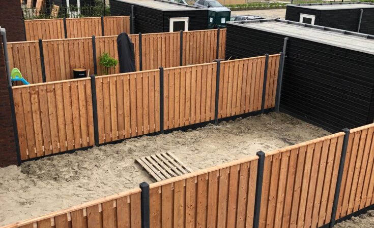 Onderhoudsarme tuinen: waarom kunstgras steeds populairder wordt Onderhoudsarme tuinen: waarom kunstgras steeds populairder wordt